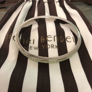 Henri Bendel light green bracelet ☘️